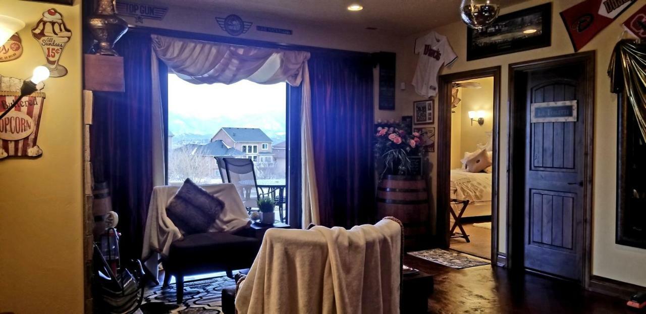 Chateau Du Pikes Peak, A Tuscany Retreat Colorado Springs Esterno foto